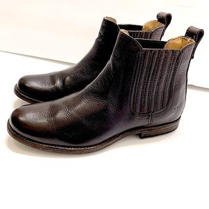 Frye, Phillip Leather Chelsea Boots